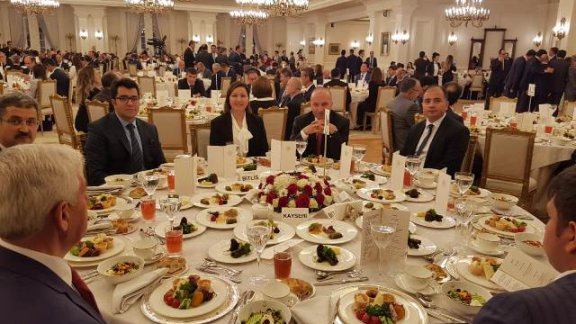Il Milli Egitim Mudurumuz Sayin Mehmet Emin Korkmaz ile ilcemiz sosyal bilgiler ogretmeni Mihraç Kulu ilimizi temsilen Çankaya Köşkünde düzenlenen  iftar yemeğine katıldı.