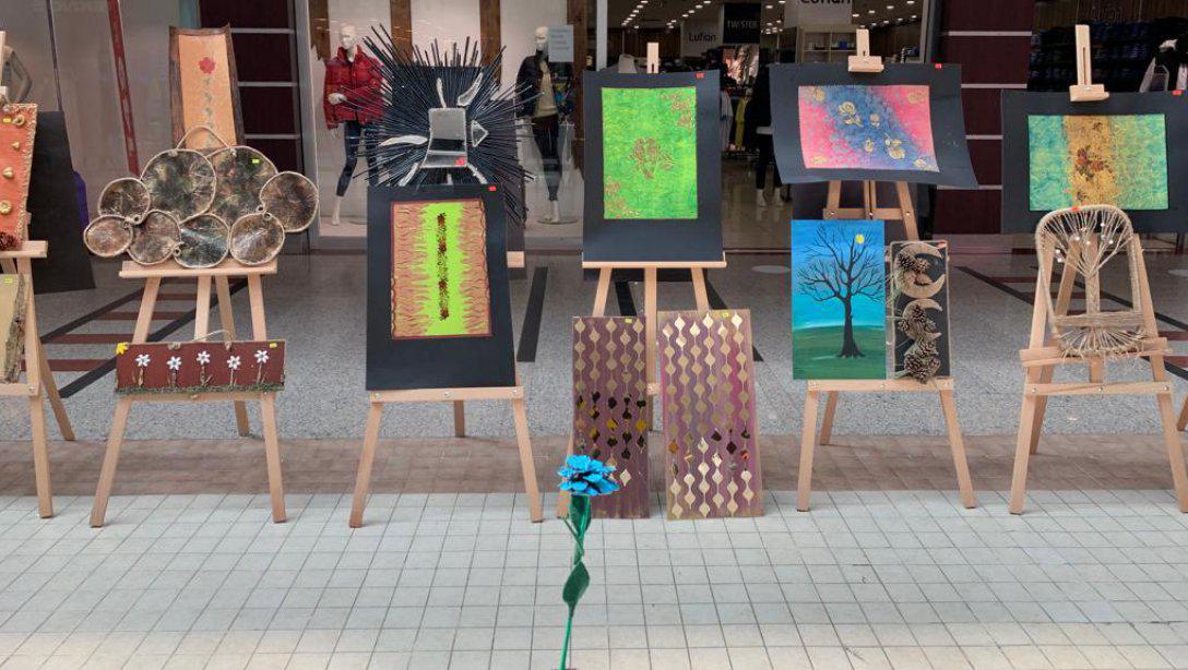 Tatvan Özel Eğitim Uygulama Okulu 3. Kademe Öğrencileri Tarafından Resim  ve El Sanatları Sergisi Açıldı