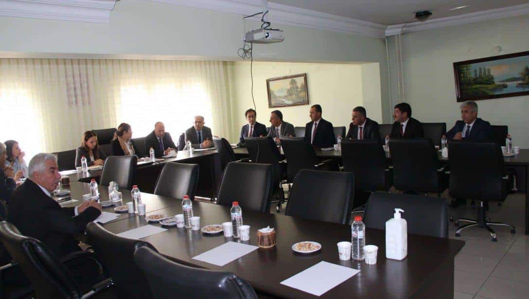 Temel Eğitim Genel Müdürlük Daire Başkanları ve Şube Müdürleri YBO larda İnceleme Yapmak Üzere Bitlis'e geldiler.